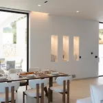 The Oasis, Luxury In Nidri