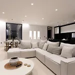 The Oasis, Luxury In Nidri Villa *