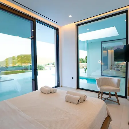 ヴィラ The Oasis, Luxury In Nidri