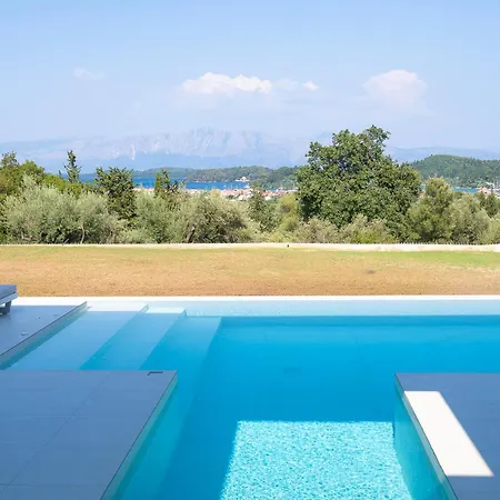 The Oasis, Luxury In Nidri ヴィラ