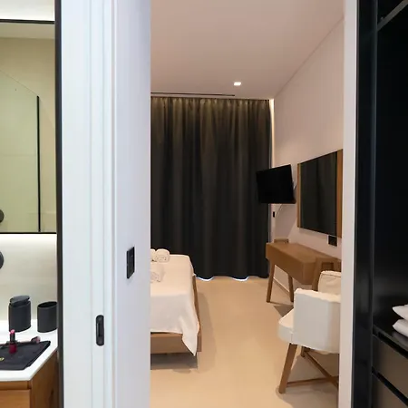 The Oasis, Luxury In Nidri Луксозна вила