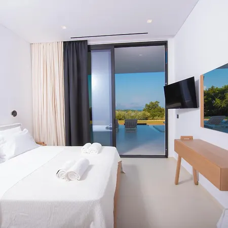 The Oasis, Luxury In Nidri Луксозна вила